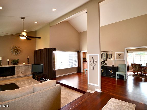 3rd image of 3194 Sierra Dr