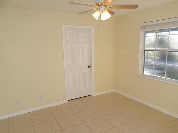 3rd image of 16931 W Burns Dr