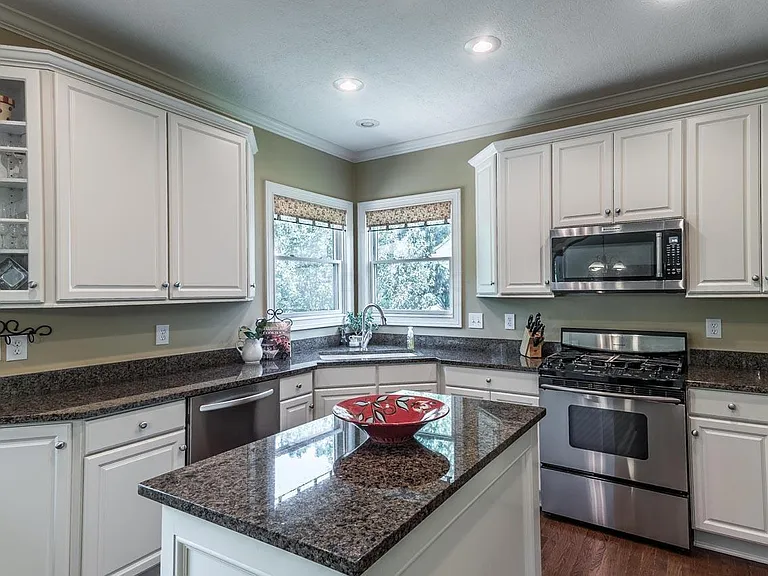2497 Coltsbridge Dr — Photo 11