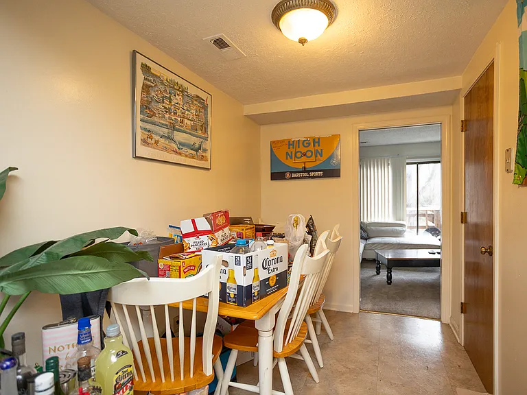 11033 Mountain View Dr — Photo 4