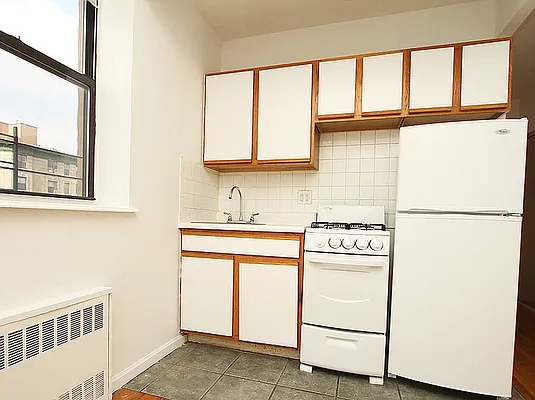 Rented by J Misrahi Realty Corp | media 17