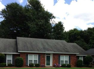 255 Foxdale Rd, Montgomery, AL 36109