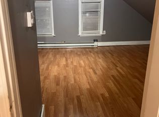 1 Hale St #2, Providence, RI 02909