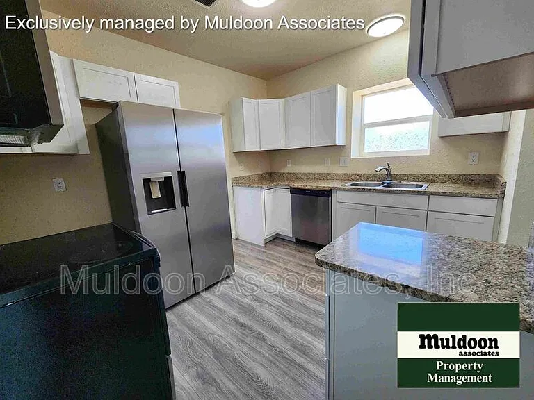 623 E Routt Ave — Photo 9