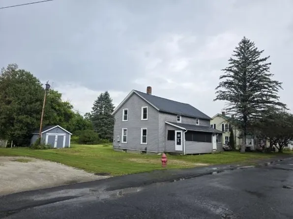 27 Meadow Street, Proctor, VT 05765