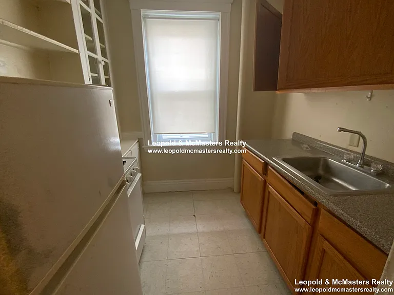 Kelton Street Apartments — Photo 55