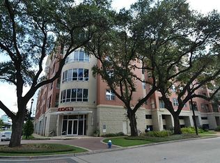 300 Saint Joseph Pkwy APT 409, Houston, TX 77002