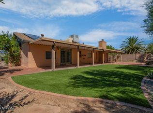 8726 E 28th St, Tucson, AZ 85710