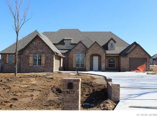 8633 N 65th East Pl, Owasso, OK 74055