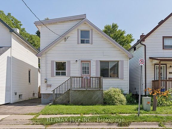 3rd image of 171 Elliott St