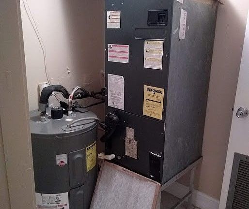 5th image of 1830 Maravilla Ave #707