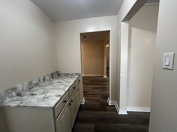 4th image of 1717 26th St