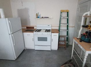 364 Lloyd Ave, Providence, RI 02906