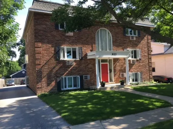 822 Warren Ave #6, Downers Grove, IL 60515