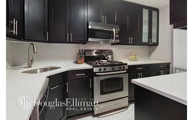 Sold by Douglas Elliman | media 11