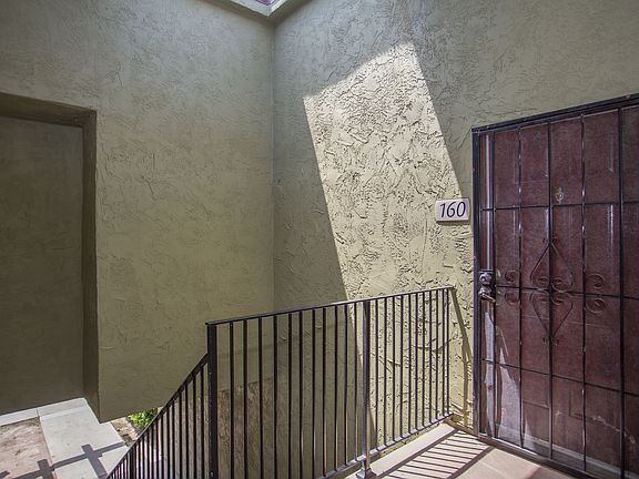 4th image of 615 Fredricks Ave Unit 160