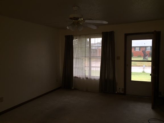 2nd image of 6511 NW Columbia Ave