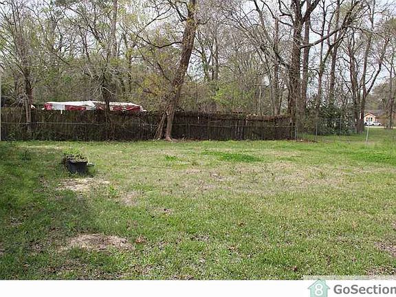 3rd image of 2526 Glen Ave