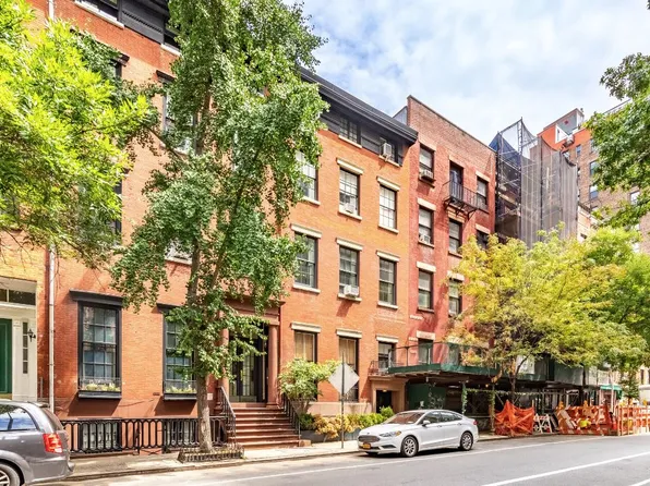 13 East 9th Street image 2 of 26