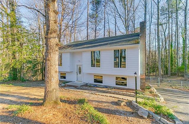 1st image of 8903 Sonnet Hill Ct