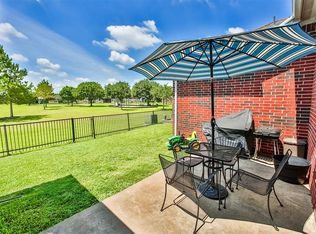 6027 Wickshire Dr, Rosenberg, TX 77471