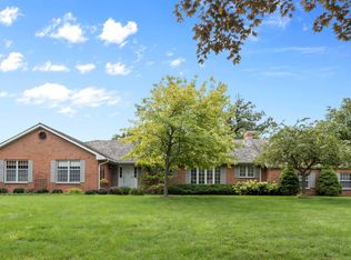 299 Birch Ct, Lake Forest, IL 60045