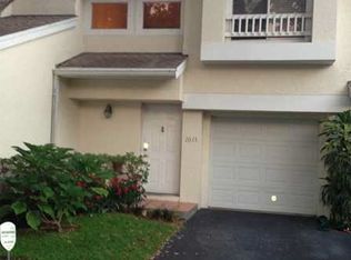 2035 Discovery Cir E, Deerfield Beach, FL 33442