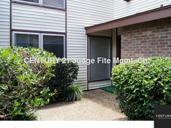 2nd image of 2430 Richoak Dr