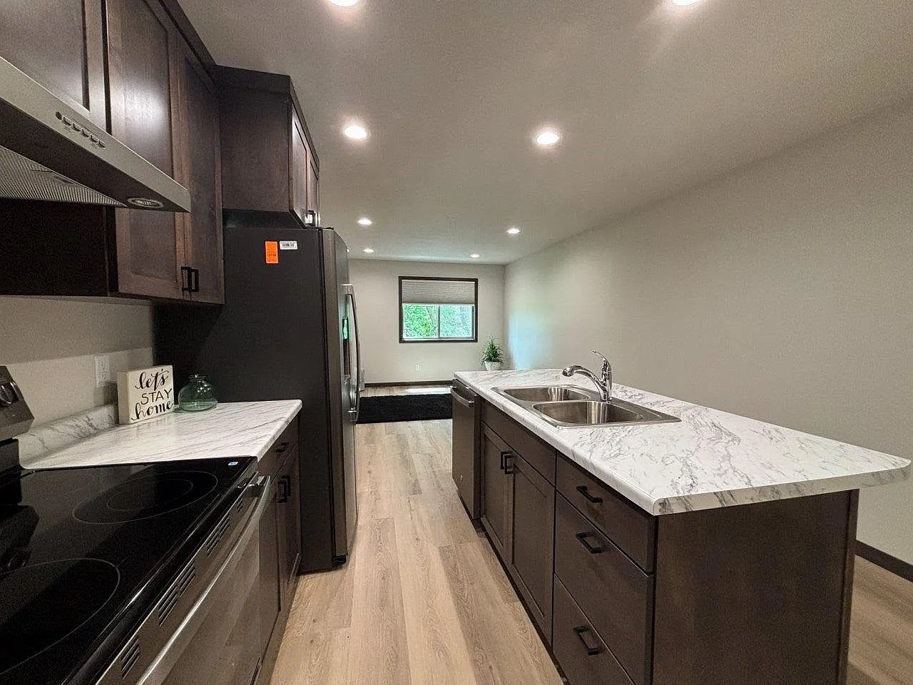 WestSide Apartments — Photo 3