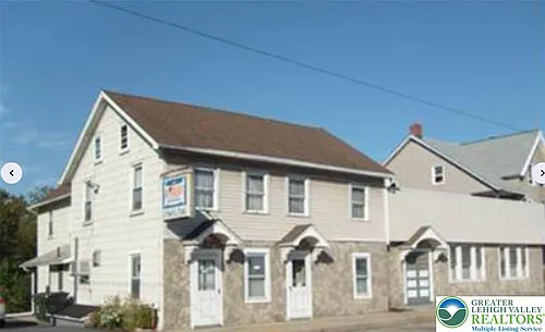 702 Main St Photo 1