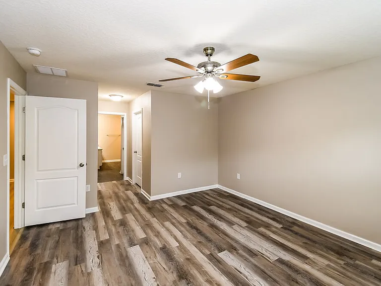 3507 Twin Falls Dr — Photo 11