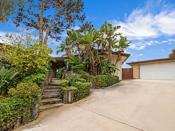 3rd image of 5364 Van Nuys Pl
