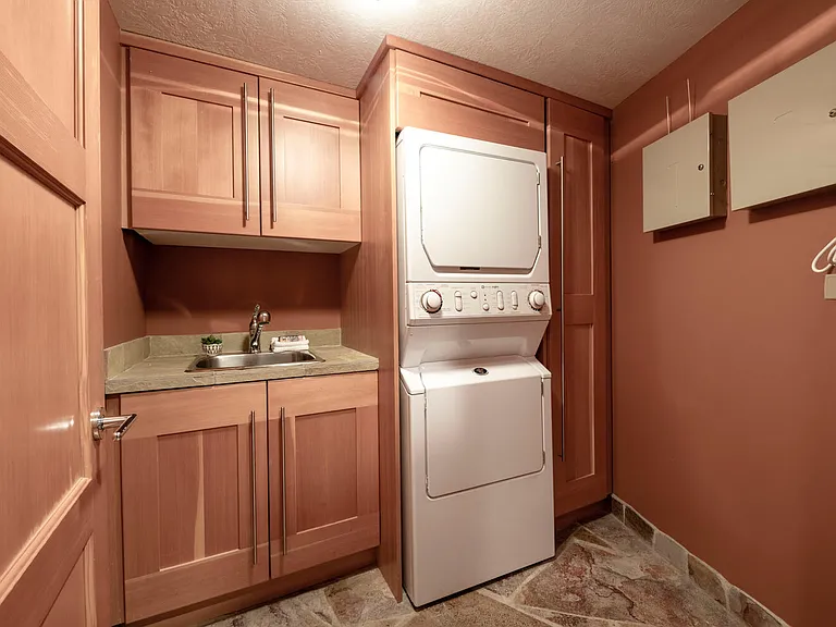 117 Norfolk Ave — Photo 25