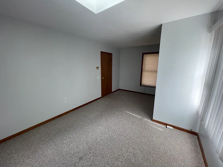 77 Goldfinch Ln — Photo 15