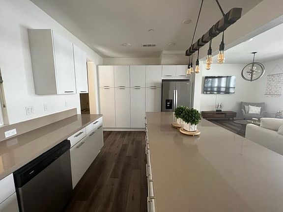 3rd image of 5301 Calle Rockfish Unit 95