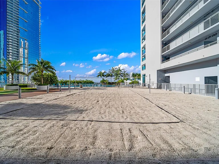 888 Biscayne Blvd #3907 — Photo 36