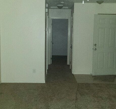 Living rm to hallway