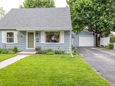 W62N322 Hanover AVENUE, Cedarburg, WI, 53012