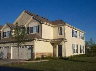 451 Telluride Dr, Gilberts, IL 60136