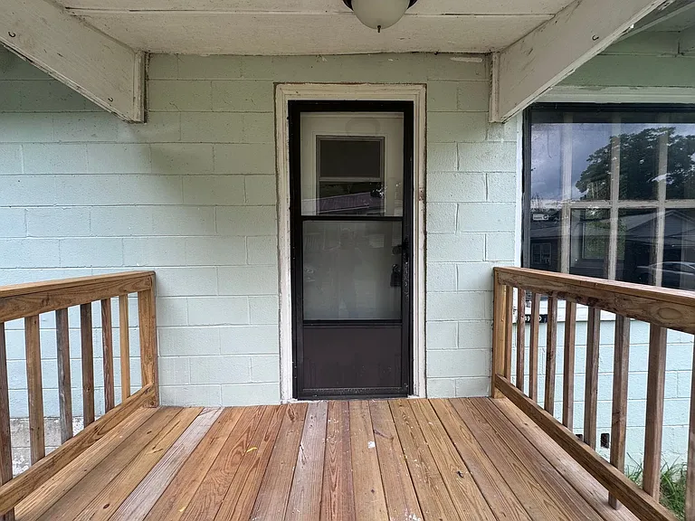 4924 Saks Rd #D — Photo 11