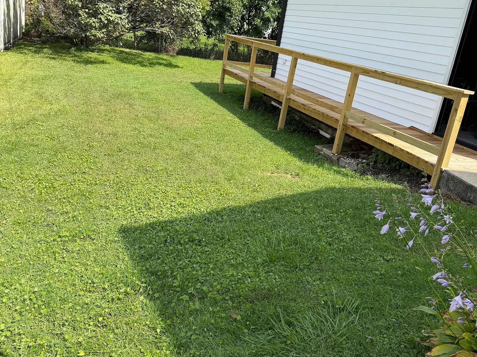 2 bed, 898 sqft, $1,200 — Photo 3