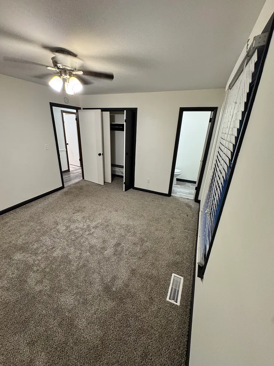 Building Photo - 863 Raines St