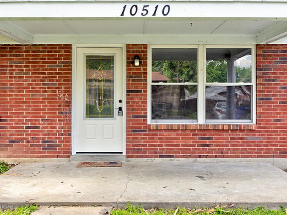 2nd image of 10510 S Dodge Ln