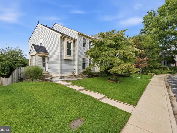 9583 White Pillar Ter, Gaithersburg, MD 20882