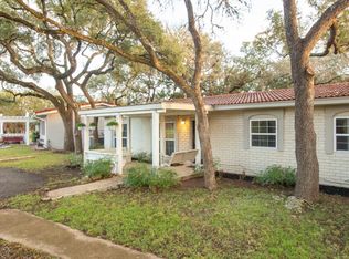 102 Woodcreek Dr, Wimberley, TX 78676