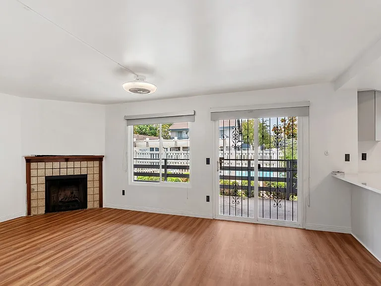 1494 Gustavo St #D — Photo 4