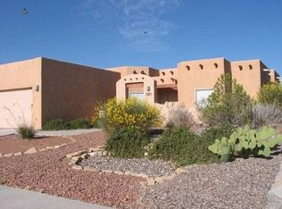 636 Stone Canyon Dr, Las Cruces, NM 88011