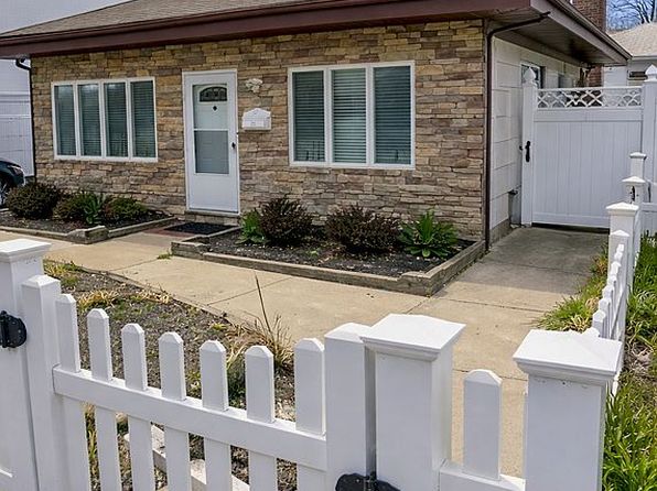83 Roma Ave
