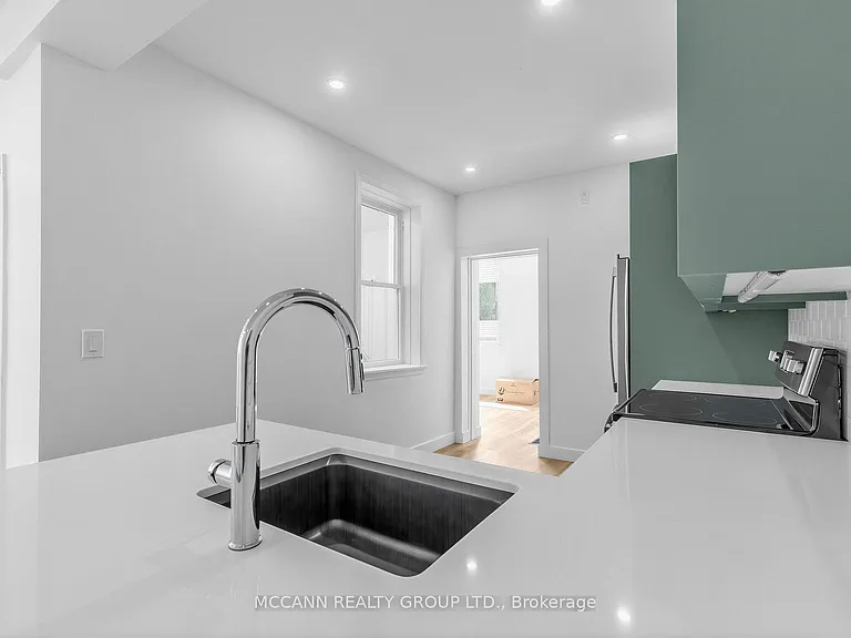 5 Clinton Pl #MAIN — Photo 10