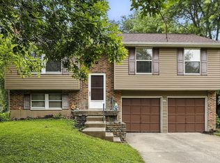 9114 Fields Dr, Mason, OH 45040